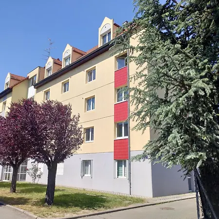 Apartment Le Petit Coolmar